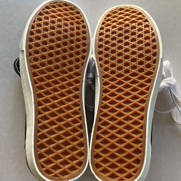 VANS Old Skool Classic Black Suede Leather & Canvas Skate Shoes 8.5 Women’s NWOT - Picture 8 of 8